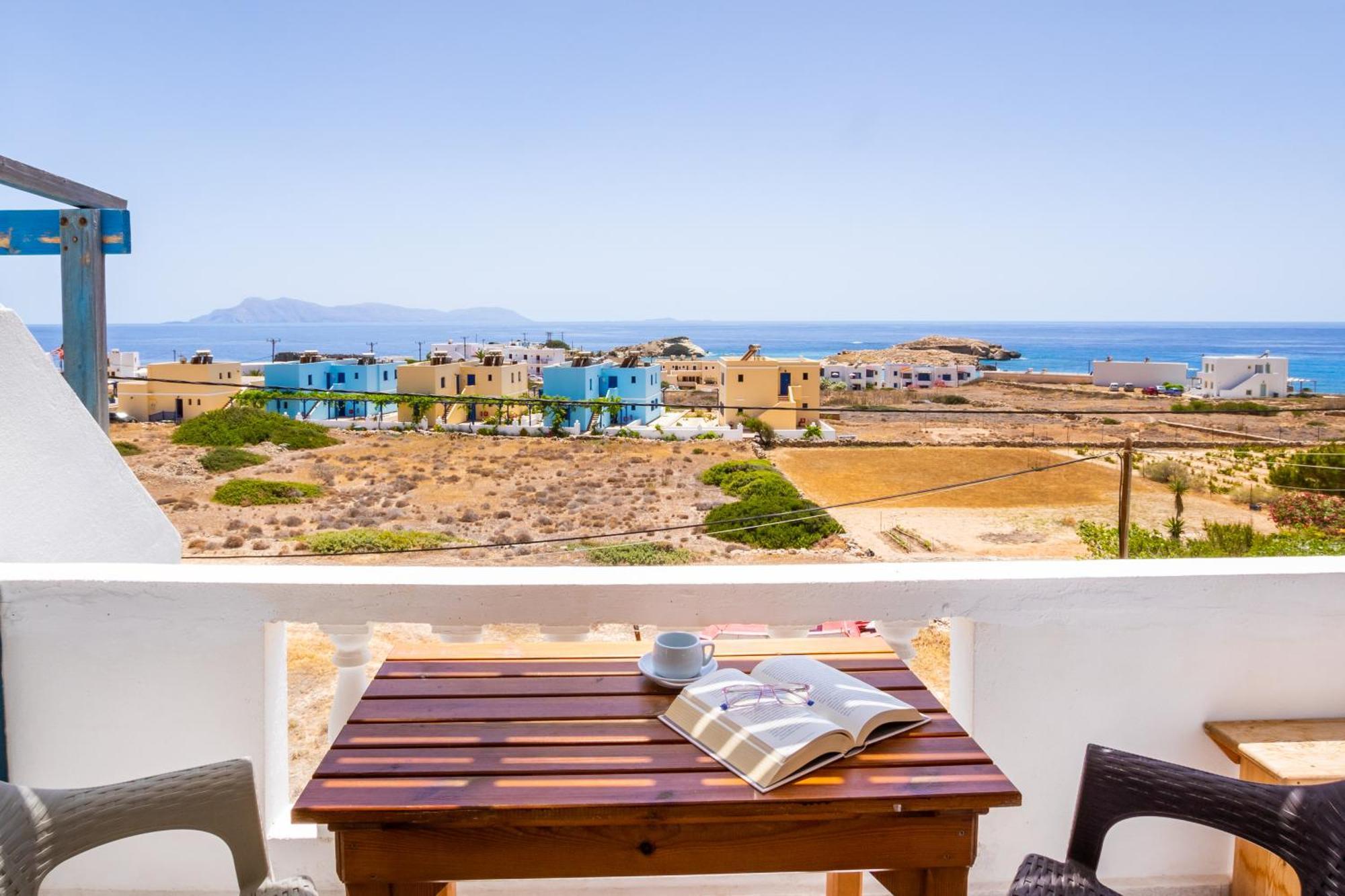 Sun Week Bay Hotel Lefkos  Exterior photo